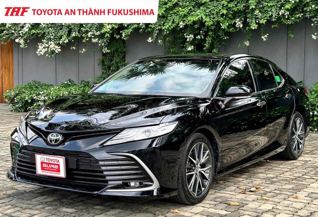 Toyota Camry 2.0Q 2023 | công ty thanh lý giá tốt