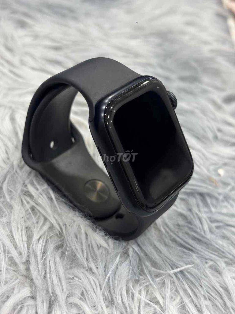 Apple Watch SE 3 GPS Đen 40mm Pin 100 đẹp 99. Mua bán Thiết bị đeo thông minh tại Quận 5 Tp Hồ Chí Minh được đăng bởi Phan Thế Phong  hình 1