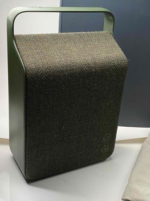 Loa đan mạch portable Vifa Oslo màu xanh lá