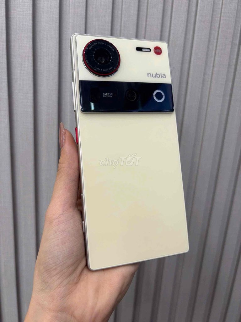 Nubia Z70 Ultra 5G 12/256GB Chip 8elite Full TV 99. Mua bán Điện thoại tại Quận Ninh Kiều Cần Thơ được đăng bởi Quý Mobile Cần thơ hình 1