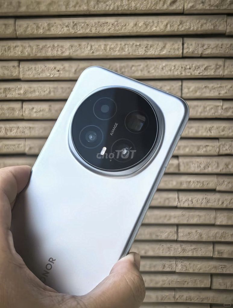 Honor Magic 8 | Magic 8 Pro NewSeal Fullbox. Mua bán Điện thoại tại Thành phố Thủ Dầu Một Bình Dương được đăng bởi Vio Store Thủ Dầu Một hình 1