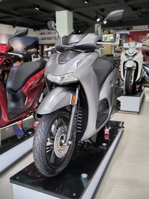 HONDA SH 350i ĐẶC BIỆT 2025_THỜI THƯỢNG - ĐẲNG CẤP. Mua bán Xe máy tại Quận 3 Tp Hồ Chí Minh được đăng bởi Head Phát Tiến