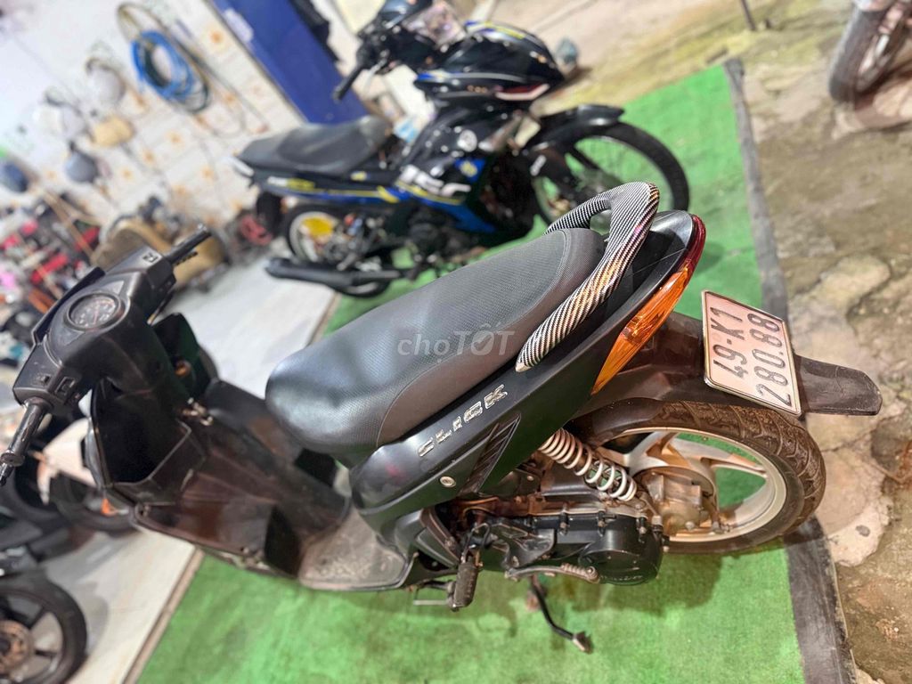 Click 2008 êm ru liền lạc sạch sẽ cho ace đi học. Mua bán Xe máy tại Huyện Bình Chánh Tp Hồ Chí Minh được đăng bởi CH HƠN PHÁT CHUYÊN MUA BÁN XE CŨ MỚI hình 6