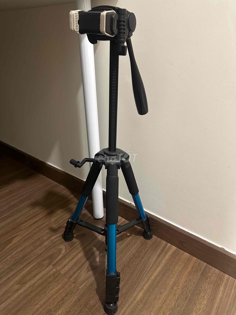 Tripod điện thoại Kim loại Đen. Mua bán Phụ kiện (Màn hình, Chuột...) tại Quận Bình Thạnh Tp Hồ Chí Minh được đăng bởi Peony hình 1