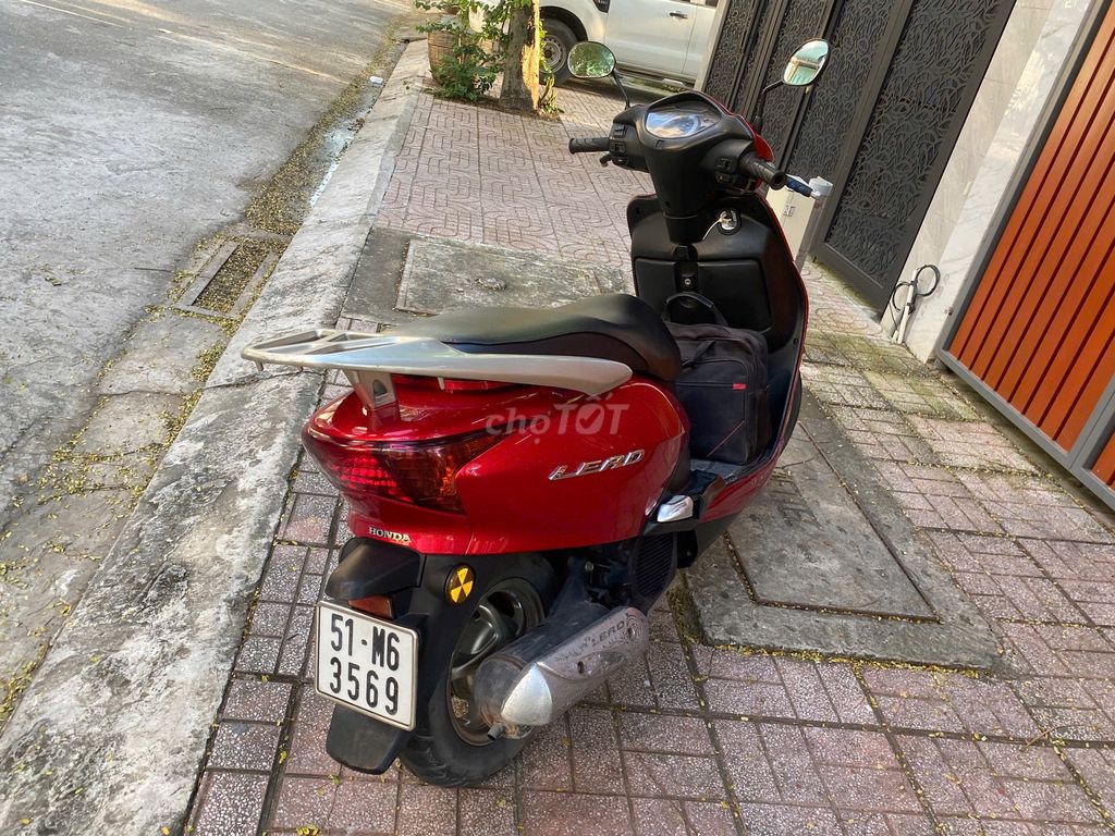 Honda Lead 2007 màu Đỏ. Mua bán Xe máy tại Huyện Bình Chánh Tp Hồ Chí Minh được đăng bởi Bích hình 2