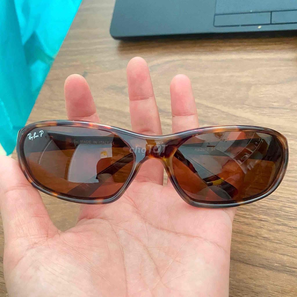 Kính râm Ray-Ban RB2016 Đồi mồi Ý còn mới. Mua bán Phụ kiện thời trang khác tại Thành phố Chí Linh Hải Dương được đăng bởi Quỳnh Nga 2hand hình 1