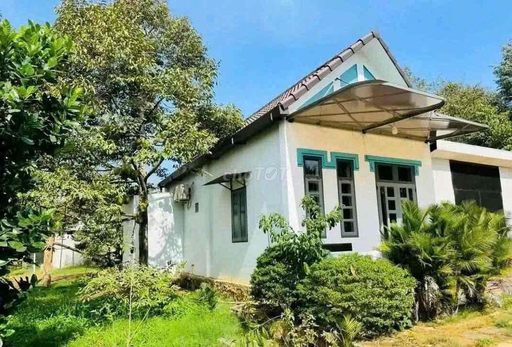 bán vườn ăn trái có nhà cấp 4 trên đất 500m2