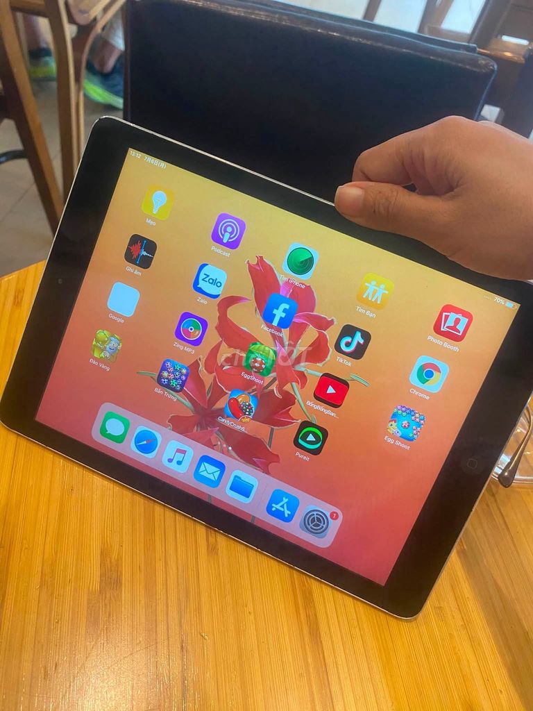 Apple iPad Air Mỏng đẹp. Mua bán Máy tính bảng tại Quận Ba Đình Hà Nội được đăng bởi Hội Đồ Điện Tử hình 1