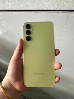 Samsung galaxy A15 ram8/128g. Mua bán Điện thoại tại Quận Hoàng Mai Hà Nội được đăng bởi Phương Mai