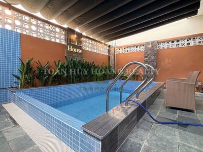 Аренда · 3 комн. · 150 м² · Quận Ngũ Hành Sơn, ул. Đường Nguyễn Phạm Tuân