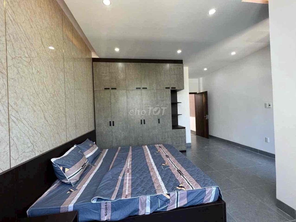 Аренда · 3 комн. · 100 м² · Quận Cẩm Lệ, ул. Trần Kim Xuyến