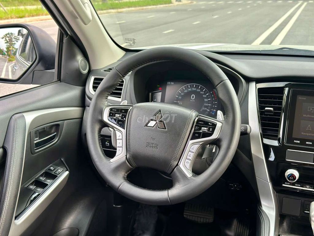 Mitsu Pajero Sport 4WD sx 2022 chạy 3 vạn km. Mua bán Ô tô tại Quận Cầu Giấy Hà Nội được đăng bởi Thăng ManyCar hình 5