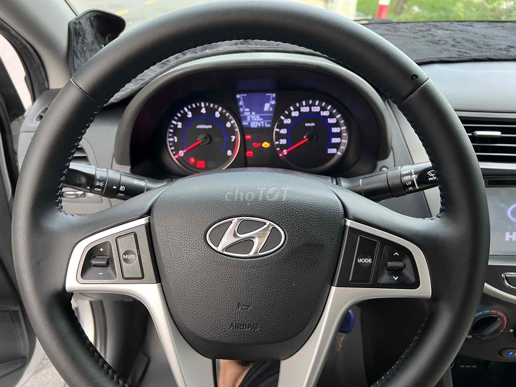 Cần bán Hyundai Accent 2012 1.4 MT (xe nhập Hàn). Mua bán Ô tô tại Thành phố Phan Rang-Tháp Chàm Ninh Thuận được đăng bởi CarLand Định Anh hình 5