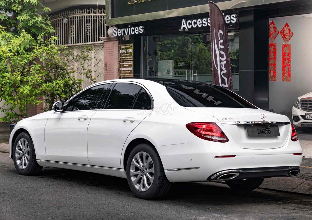 LONG ANH AUTO về Mercedes E200 model 2018. Mua bán Ô tô tại Quận 7 Tp Hồ Chí Minh được đăng bởi LongAnh AuTo  hình 19