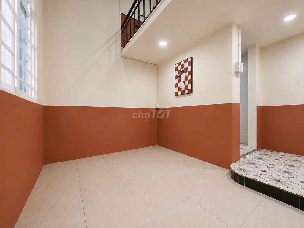 DUPLEX 2TR8 – GẦN UFM LONG TRƯỜNG – FULL NỘI THẤT – LÃ XUÂN OAI – KHU