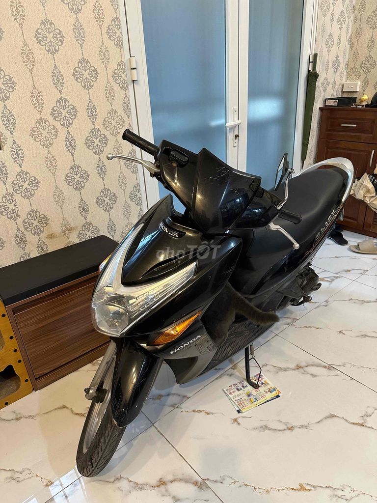 Click đẹp máy nguyên bản chất, tiết kiệm xăng. Mua bán Xe máy tại Quận Cầu Giấy Hà Nội được đăng bởi Thái hình 2