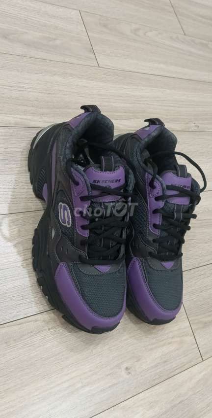Giày Size 41 SKECHERS PUNCH
chính hãng new Fullbox