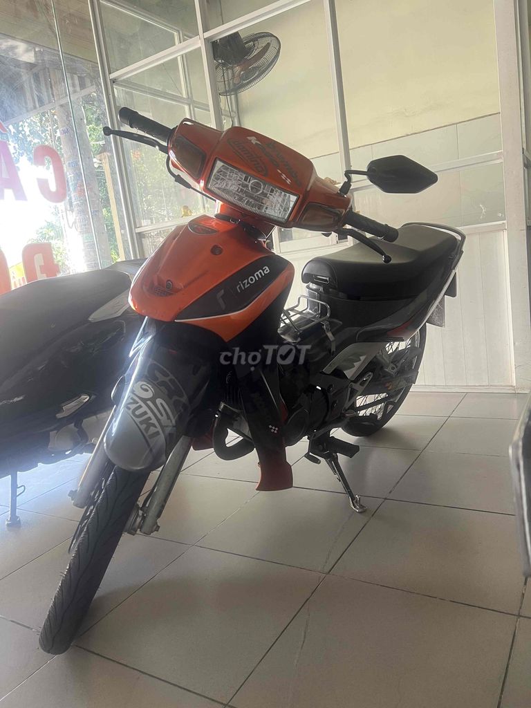 Suzuki Satria full 120 mới keng mới bảo dưỡng. Mua bán Xe máy tại Thành phố Biên Hòa Đồng Nai được đăng bởi Nguyenhung hình 4