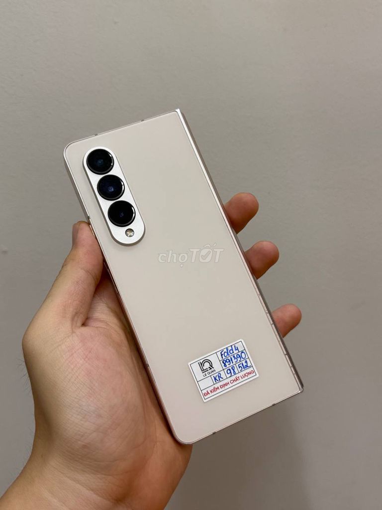 Galaxy Z Fold4 🤎 Màu Be nổi bật, cầm cực thích. Mua bán Điện thoại tại Quận 10 Tp Hồ Chí Minh được đăng bởi Lê Quân Mobile hình 1