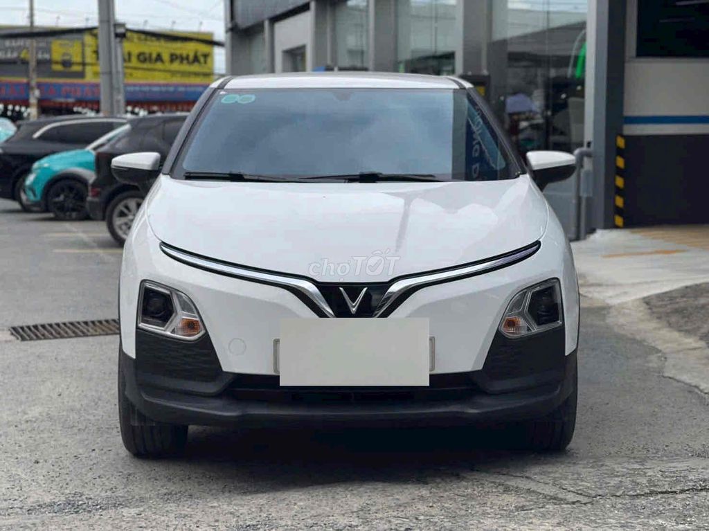 Vinfast VF5 2025 Trắng 12.000 km. Mua bán Ô tô tại Huyện Bình Chánh Tp Hồ Chí Minh được đăng bởi Quốc Nhẫn hình 1