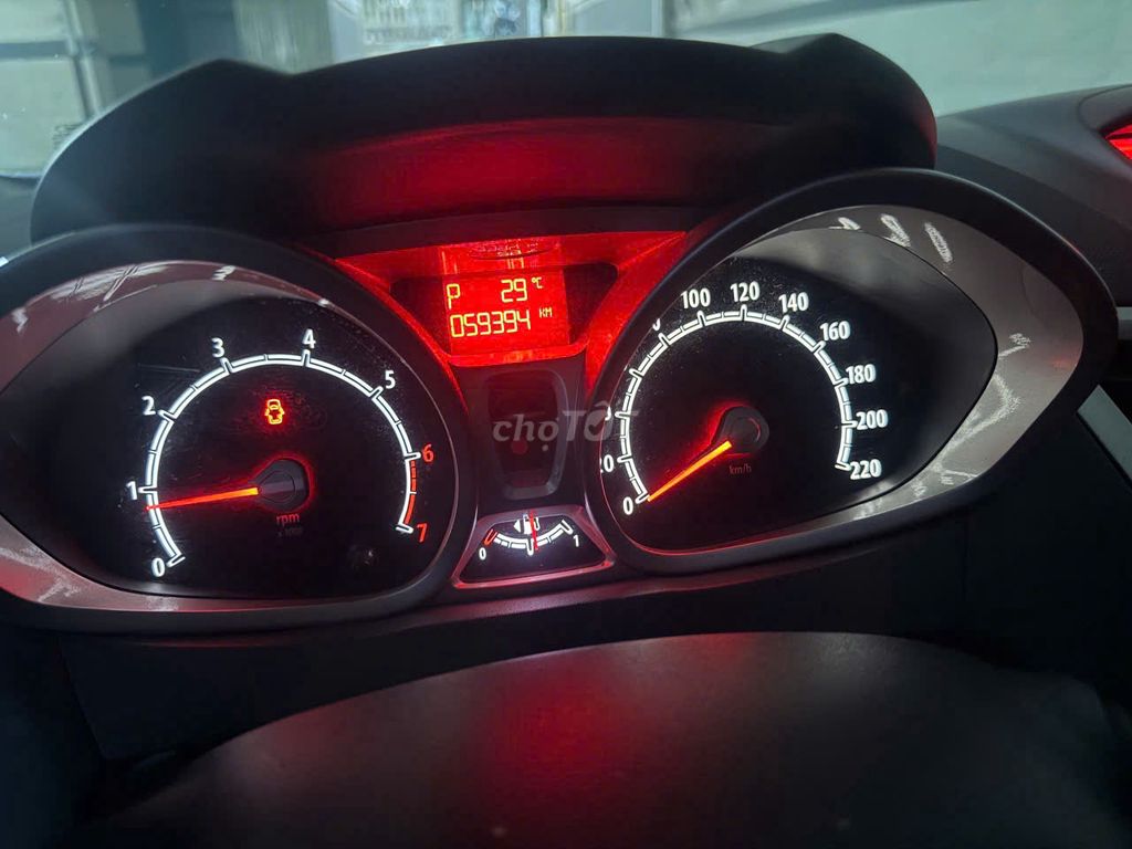 Ford Fiesta 2013 5 cửa 59.800 km - 1 chủ từ đầu. Mua bán Ô tô tại Quận Tân Bình Tp Hồ Chí Minh được đăng bởi Mr Hoài SÀI GÒN FORD  hình 5