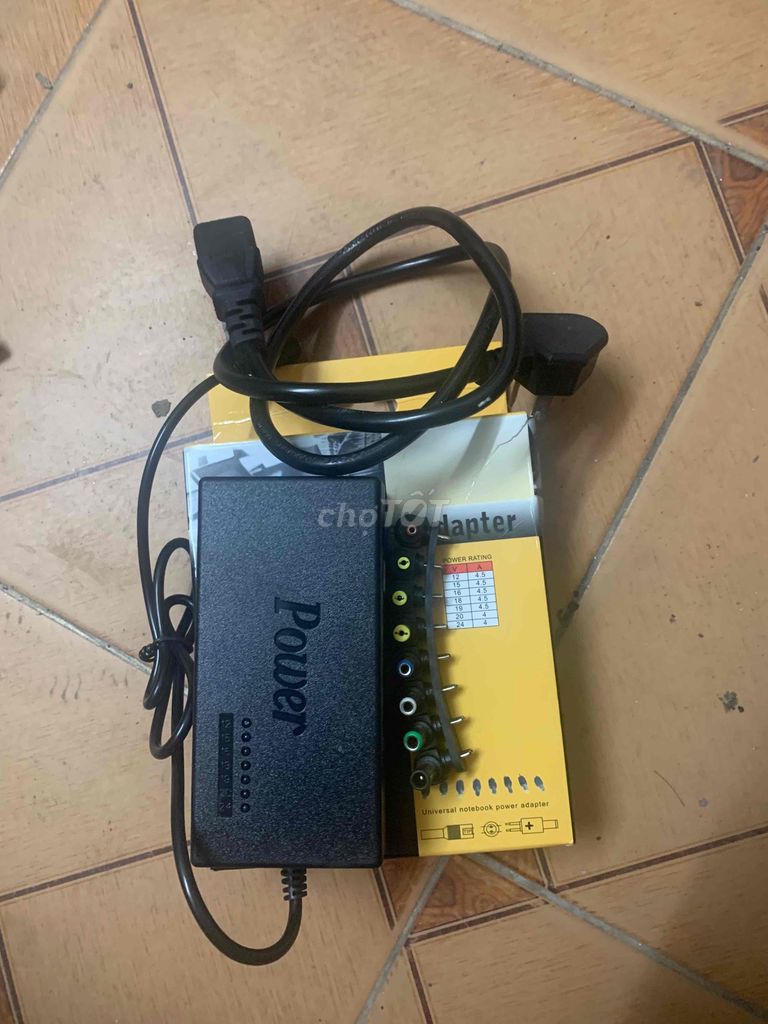Sạc laptop Đen Đa năng Nhỏ gọn. Mua bán Phụ kiện (Màn hình, Chuột...) tại Quận Hai Bà Trưng Hà Nội được đăng bởi Trung Hoàng hình 1