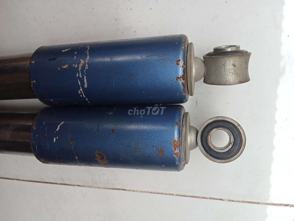 Phuộc sau Cub 82 zin nhật. Mua bán Phụ tùng xe tại Quận Bình Thạnh Tp Hồ Chí Minh được đăng bởi A Hùng hình 2