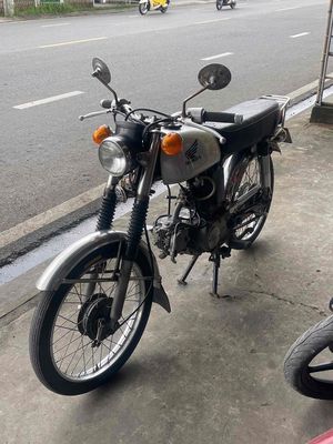 Honda 66 màu Bạc. Mua bán Xe máy tại Quận Tân Phú Tp Hồ Chí Minh được đăng bởi A Đạt
