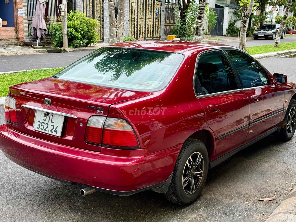 Honda Accord 1996 MT máy 2.0L full nội thất nỉ zin. Mua bán Ô tô tại Quận Gò Vấp Tp Hồ Chí Minh được đăng bởi Kim Kim hình 3
