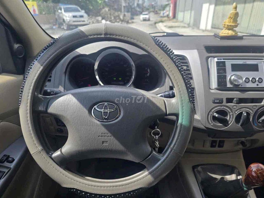 Toyota Fortuner 2.5G MT 2011 - 136000km. Mua bán Ô tô tại Quận Bình Tân Tp Hồ Chí Minh được đăng bởi Lê Văn hình 9