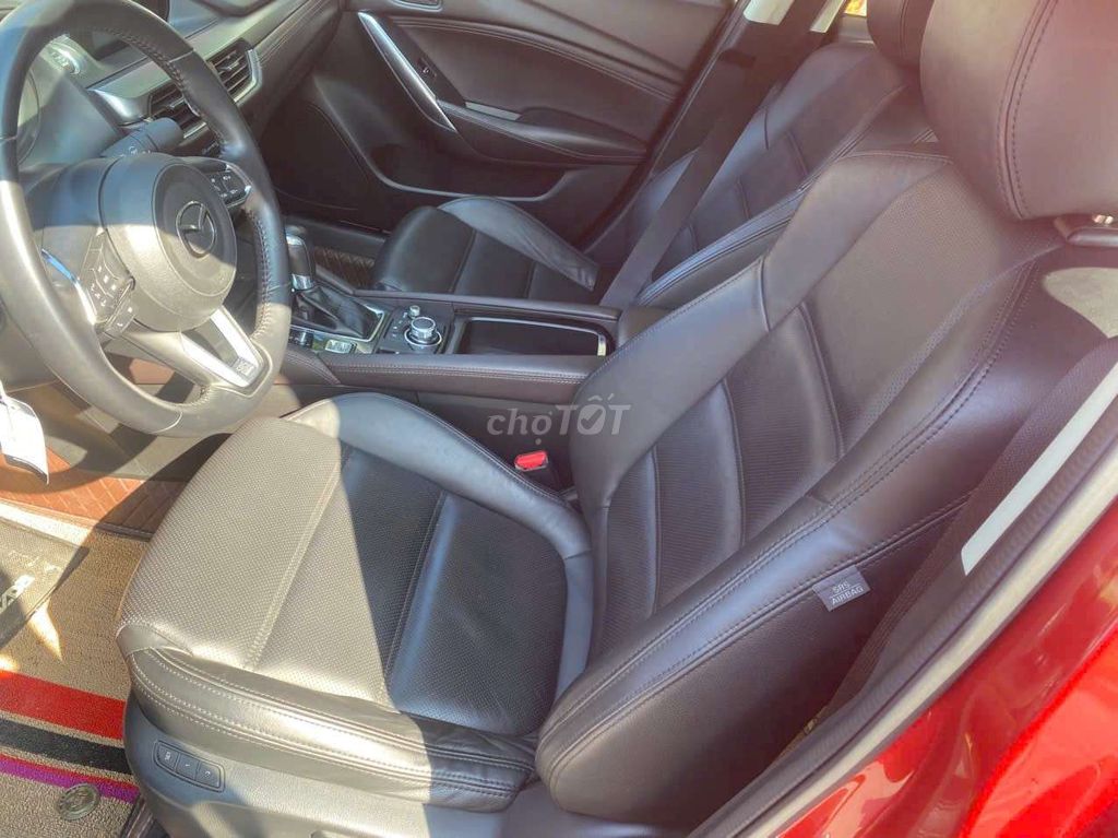 2019 Mazda 6 2.0L Premium - 53000 km. Mua bán Ô tô tại Thành phố Hạ Long Quảng Ninh được đăng bởi A Chiên hình 6