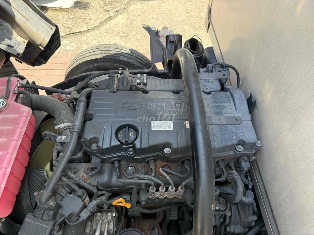 HYUNDAI 75S THÙNG KÍN MÁY OXY 2022. TẢI 3T5, THÙNG. Mua bán Xe tải, xe ben tại Thành phố Long Xuyên An Giang được đăng bởi Ô TÔ TRƯỜNG THANH hình 8