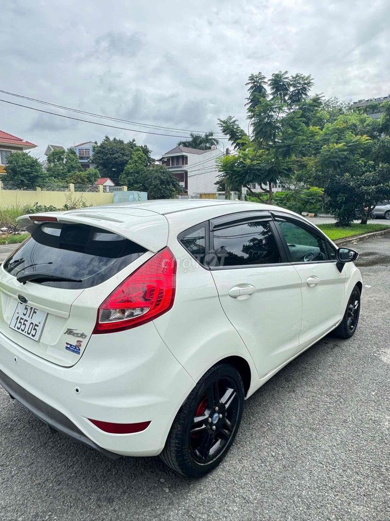 Ford Fiesta 2013 1.6 AT Hatchback - 100000 km. Mua bán Ô tô tại Quận Bình Tân Tp Hồ Chí Minh được đăng bởi Hoàng Quân hình 5