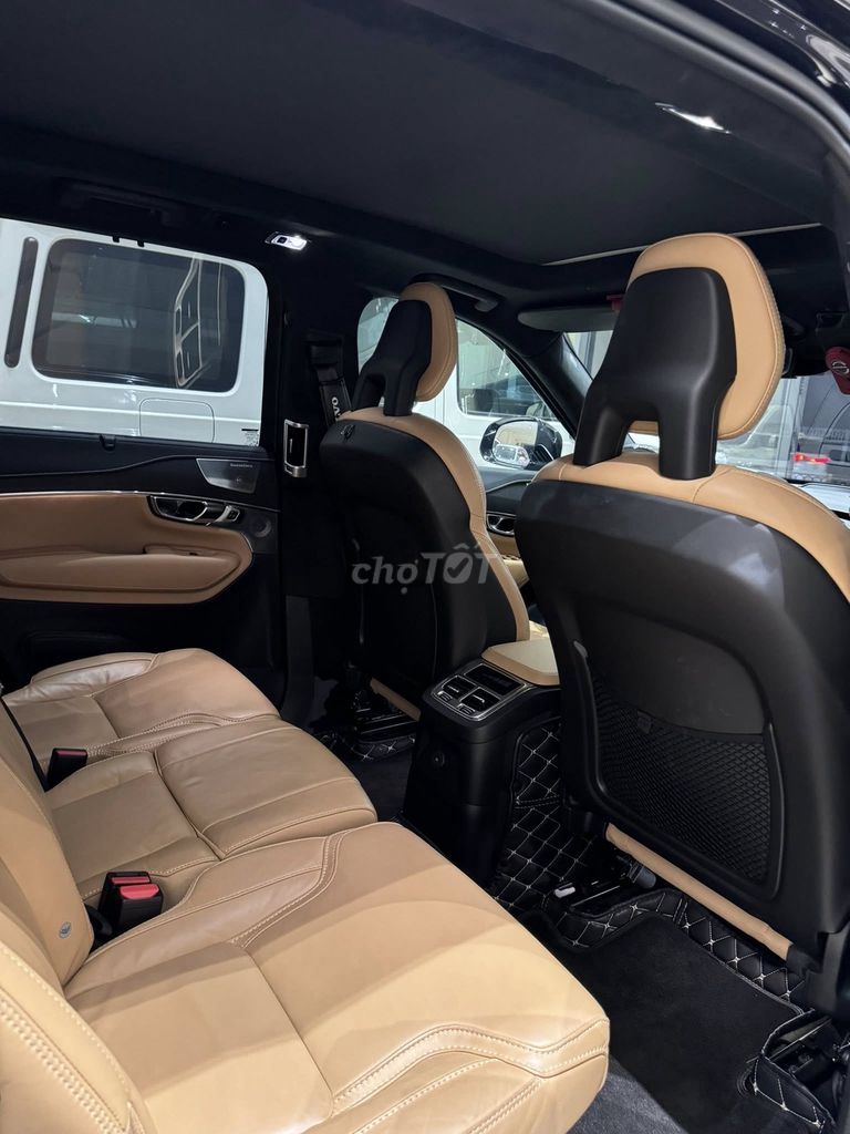 Volvo XC90 T8 AWD Recharge IIsncription 2022. Mua bán Ô tô tại Quận Gò Vấp Tp Hồ Chí Minh được đăng bởi Sĩ Minh hình 9