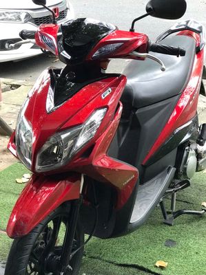 Yamaha Luvias màu Đỏ. Mua bán Xe máy tại Thị xã Tân Uyên Bình Dương được đăng bởi Nguyễn Minh