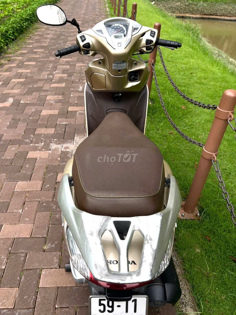 Chính chủ bán xe Lead phiên bản Đặc Biệt.. Mua bán Xe máy tại Huyện Bình Chánh Tp Hồ Chí Minh được đăng bởi Nguyễn Thuỳ Trang hình 5