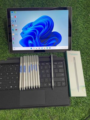 Surface Pro7 Plus LTE 2in1