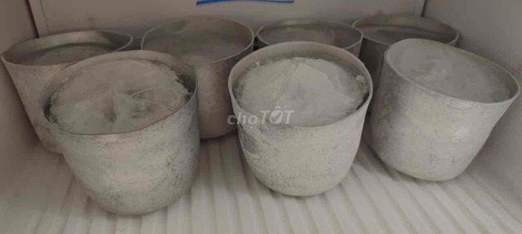 Mới mua Tủ lạnh mới nên cần thanh lí TLSanyo 180l
