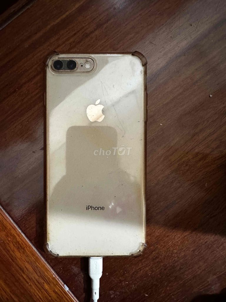 Apple iPhone 8 Plus 64GB Vàng. Mua bán Điện thoại tại Quận Dương Kinh Hải Phòng được đăng bởi thanhd hình 1