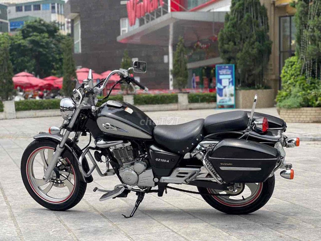 Suzuki GZ 150-A 2014 чёрный