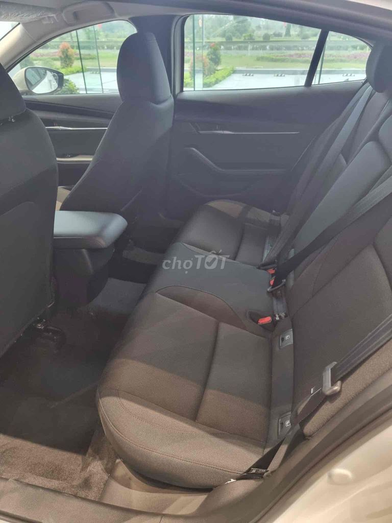 Mazda 3 2022 1.5L Deluxe - 39000 km. Mua bán Ô tô tại Thành phố Bến Tre Bến Tre được đăng bởi Mazda BếnTre MrTín 0915 738 778 hình 6
