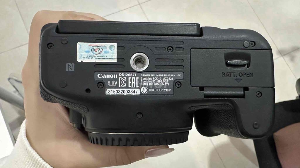 Máy ảnh Canon EOS 750D Đen. Mua bán Máy ảnh, Máy quay tại Quận Cẩm Lệ Đà Nẵng được đăng bởi Quang Nguyễn Thanh hình 1