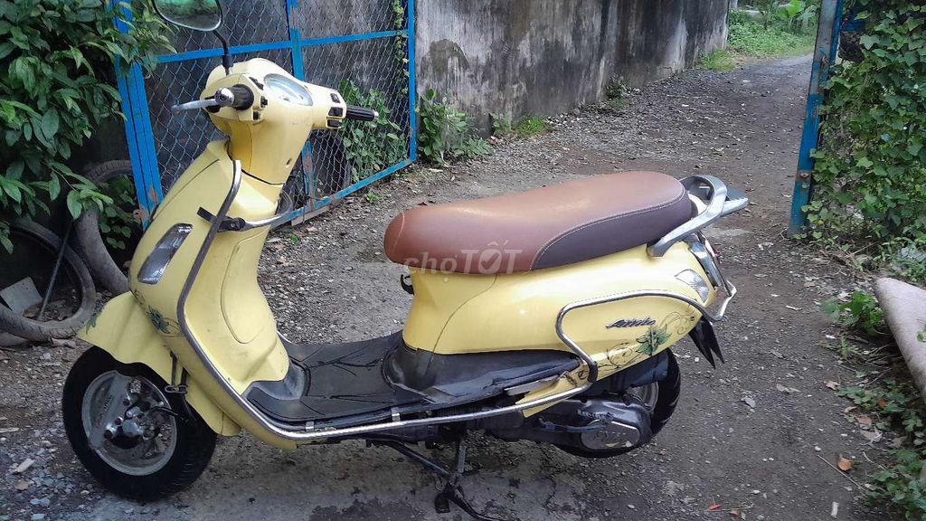 SYM Attila màu Vàng chính chủ. Mua bán Xe máy tại Quận Bình Tân Tp Hồ Chí Minh được đăng bởi Lan Hạ  hình 4
