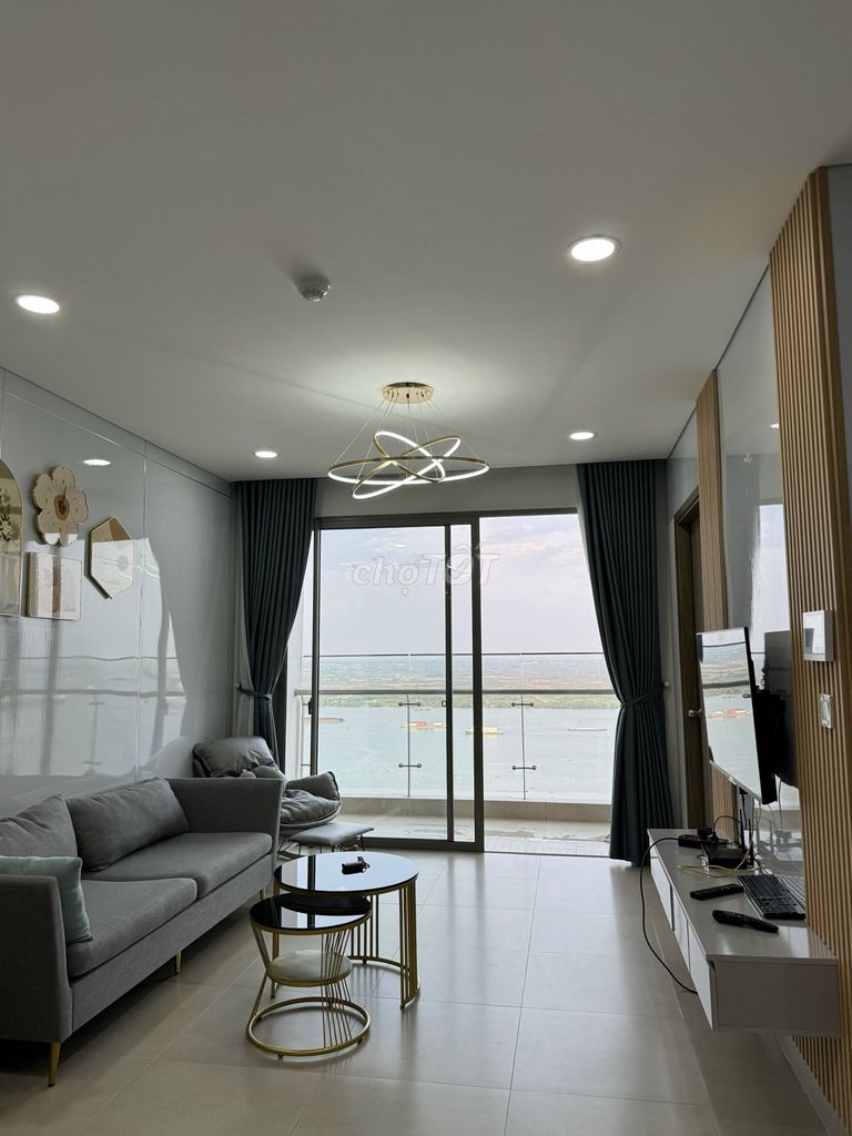 CHO THUÊ SKY 89- 72M2, FULL NỘI THẤT- TẦNG CAO VIEW SÔNG TUYỆT ĐẸP