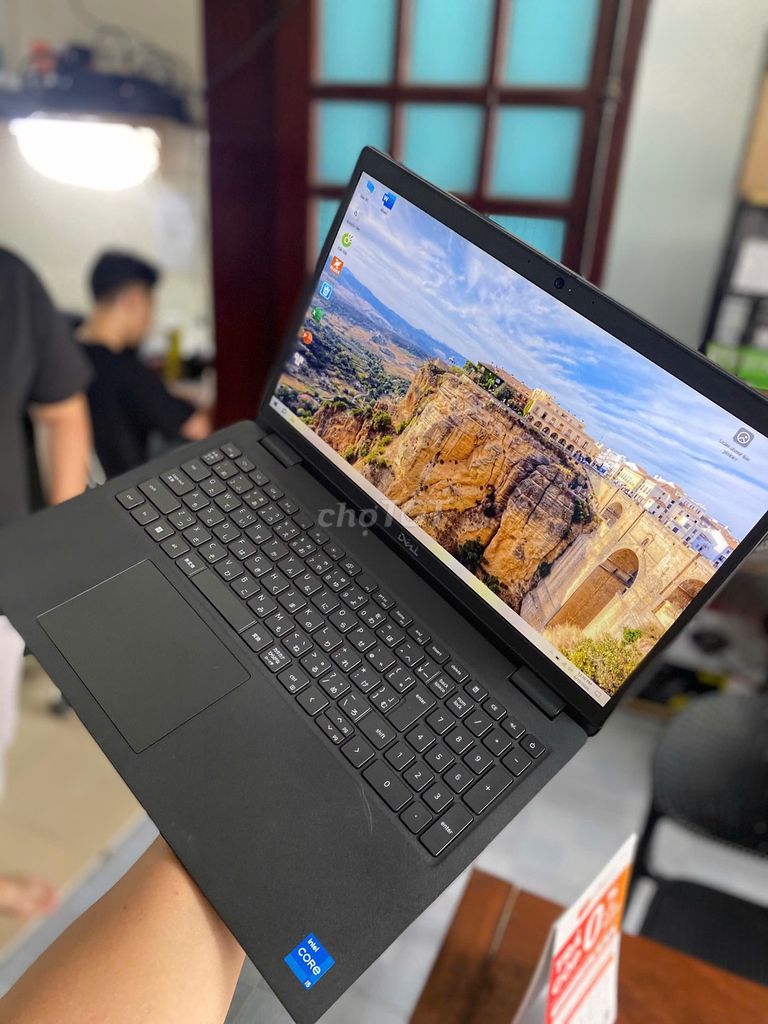 Dell Latitude 3520 i5-1145G7 15.6 inch 8GB/256GB . Mua bán Laptop tại Quận Cẩm Lệ Đà Nẵng được đăng bởi Ngô Thi Laptop  PC Gamming hình 1