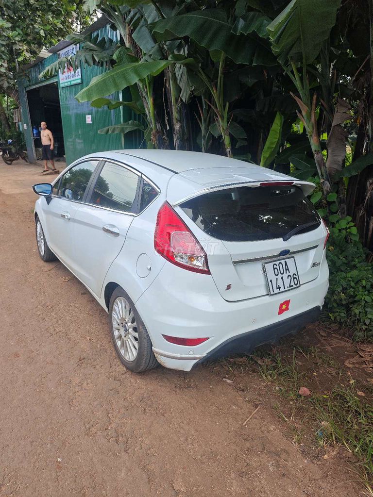 Ford fiesta sx 2014 1.0 AT Sport - 85000 km. Mua bán Ô tô tại Thành phố Buôn Ma Thuột Đắk Lắk được đăng bởi vũ phát 47 hình 3