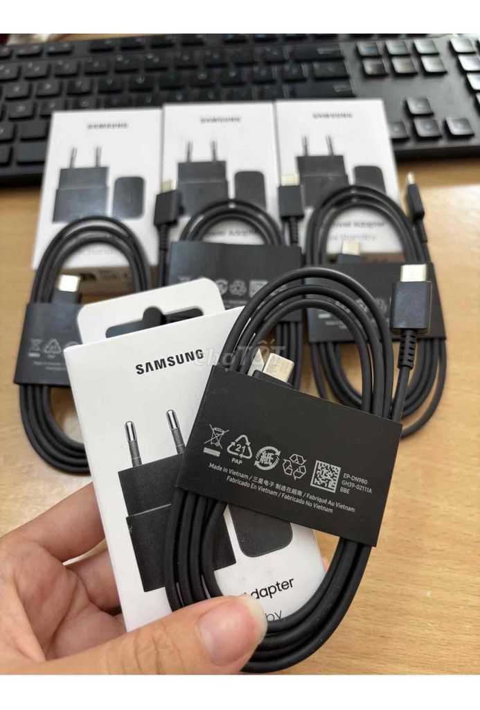Bộ sạc Samsung 25W chính hãng. Mua bán Phụ kiện (Màn hình, Chuột...) tại Quận Hải Châu Đà Nẵng được đăng bởi Phụ kiện Đà Nẵng TỐT hình 1