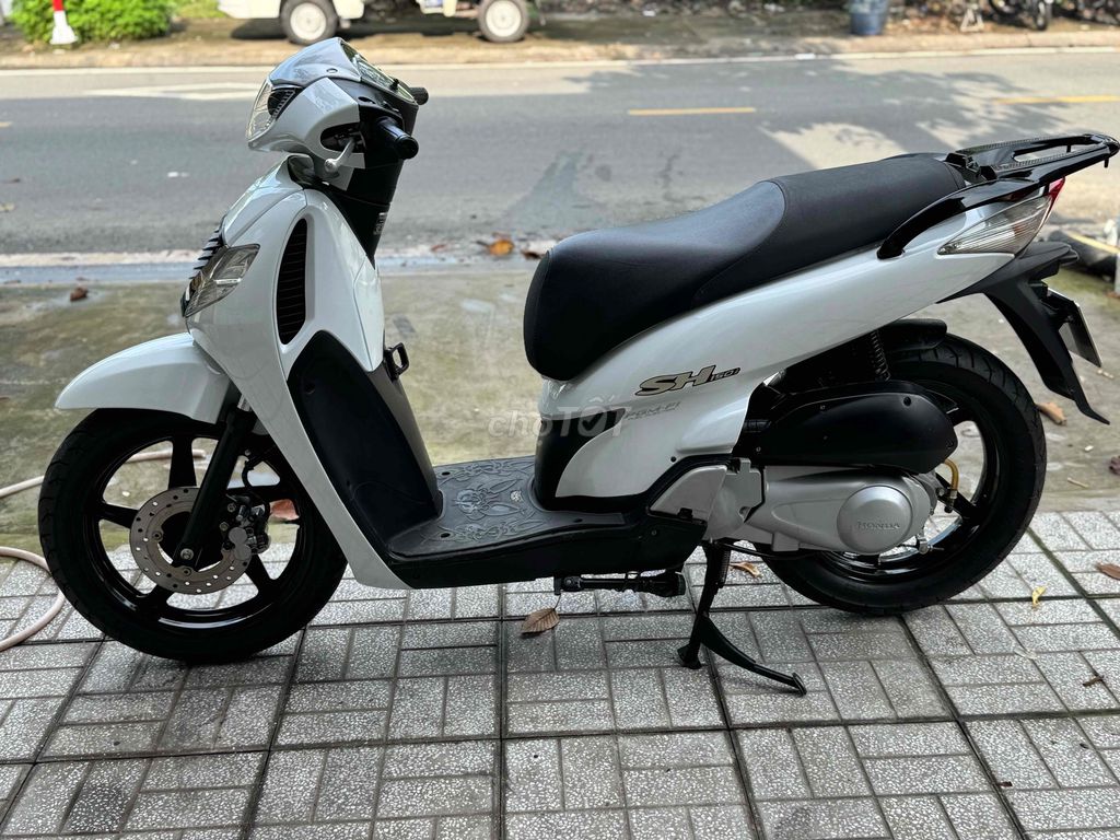 SH dọn leng keng Sport chính chủ bs61. Mua bán Xe máy tại Thành phố Thủ Dầu Một Bình Dương được đăng bởi hien pham hình 5