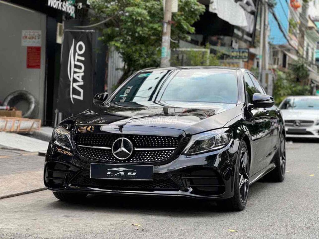 Mercedes Benz C Class 2019 C 300 AMG - 57000 km