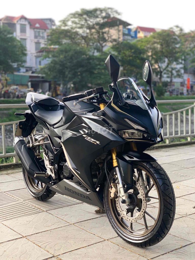 HONDA CBR 150 ABS FI cuối 2024 xe lướt mới motor. Mua bán Xe máy tại Quận Cầu Giấy Hà Nội được đăng bởi Tong motor xe may hình 4